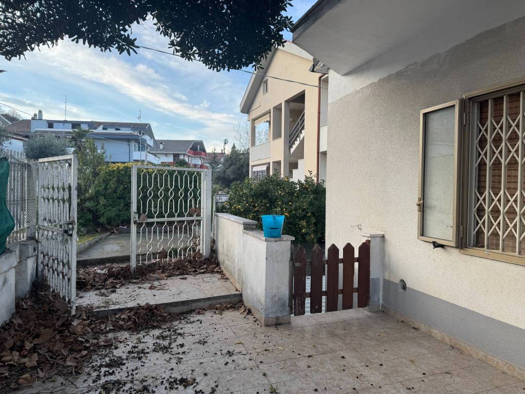 Villa a Pescara in Via Colle Innamorati - Foto 3