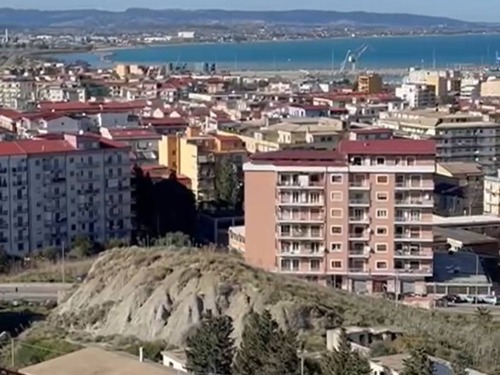 Attico / mansarda a Crotone in Via Pio La Torre - Foto 4