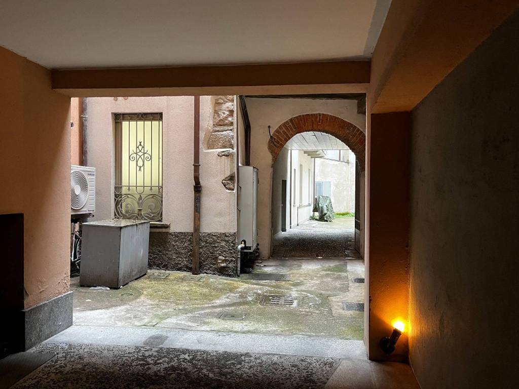 Appartamento a Cantù in Via Alessandro Volta - Foto 3