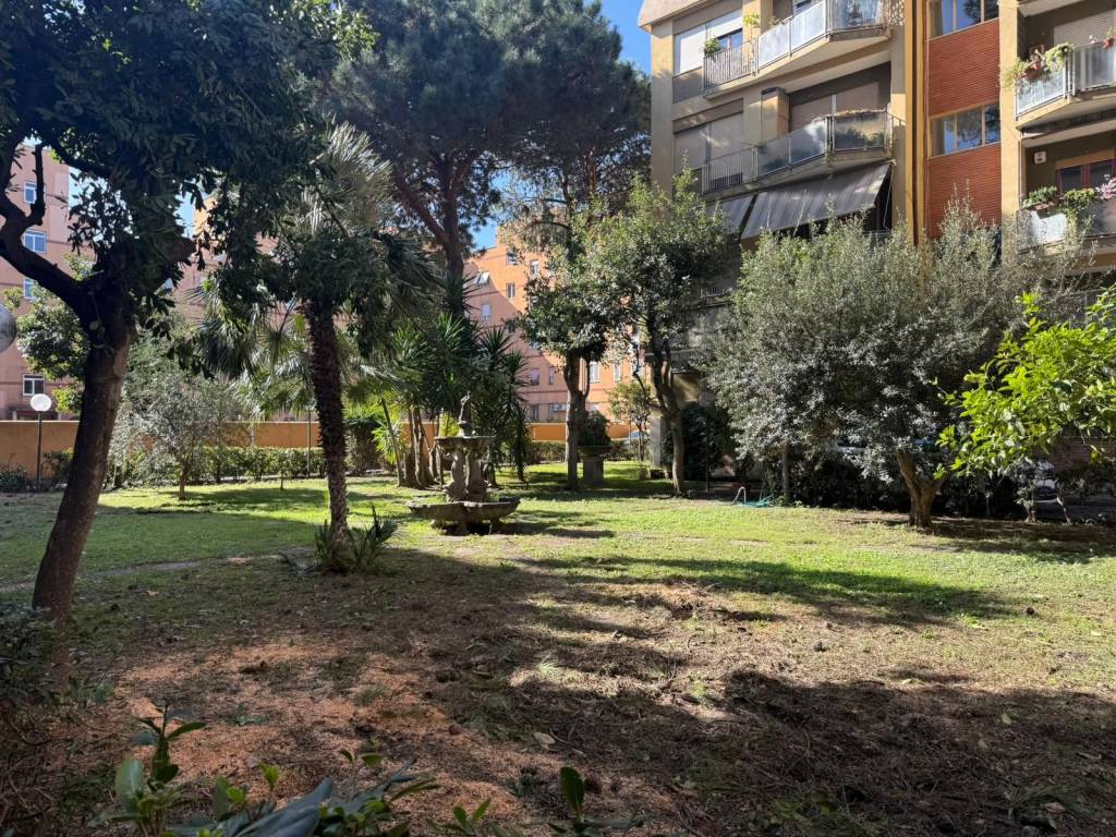 Appartamento a Roma in Viale Ammiraglio del Bono - Foto 3