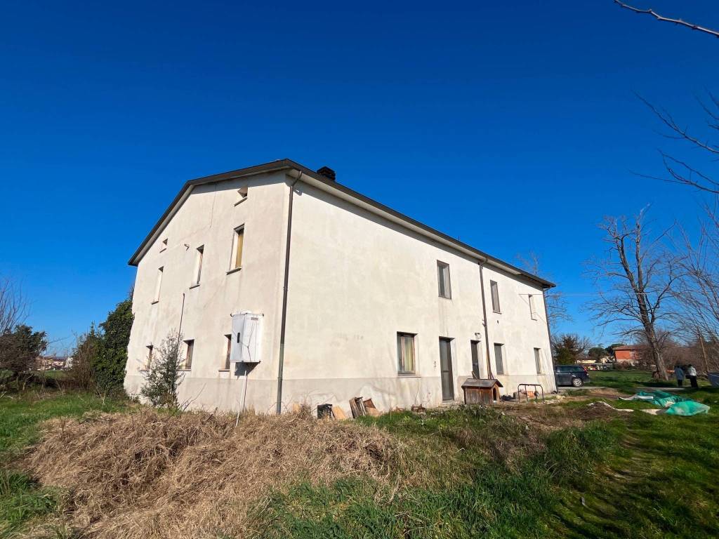 Rustico / casale a Bastia umbra in Via Bucarest, 20 - Foto 4