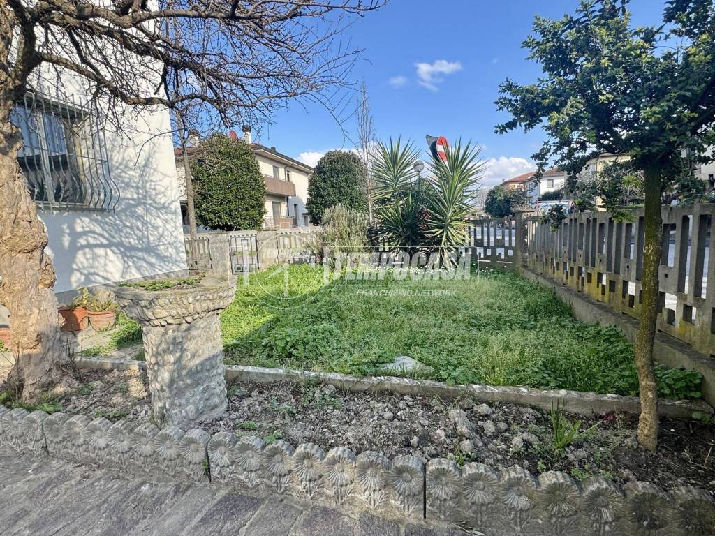 Casa indipendente a Castel bolognese in Via Marzari 98 - Foto 2