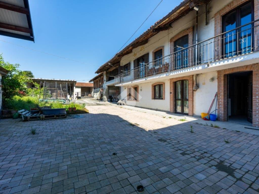 Casa indipendente a Revello in Via Brigna, 7 - Foto 4