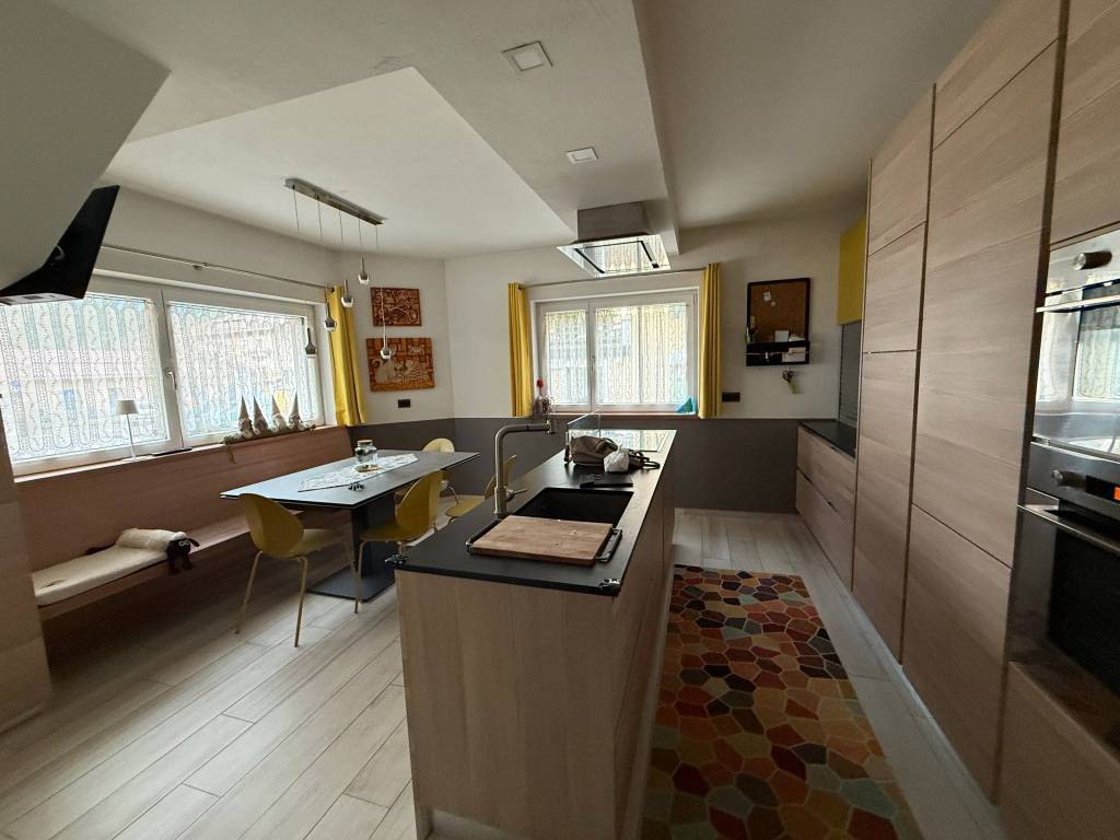 Appartamento a Predazzo in Via Ettore Sottsass, 10 - Foto 2