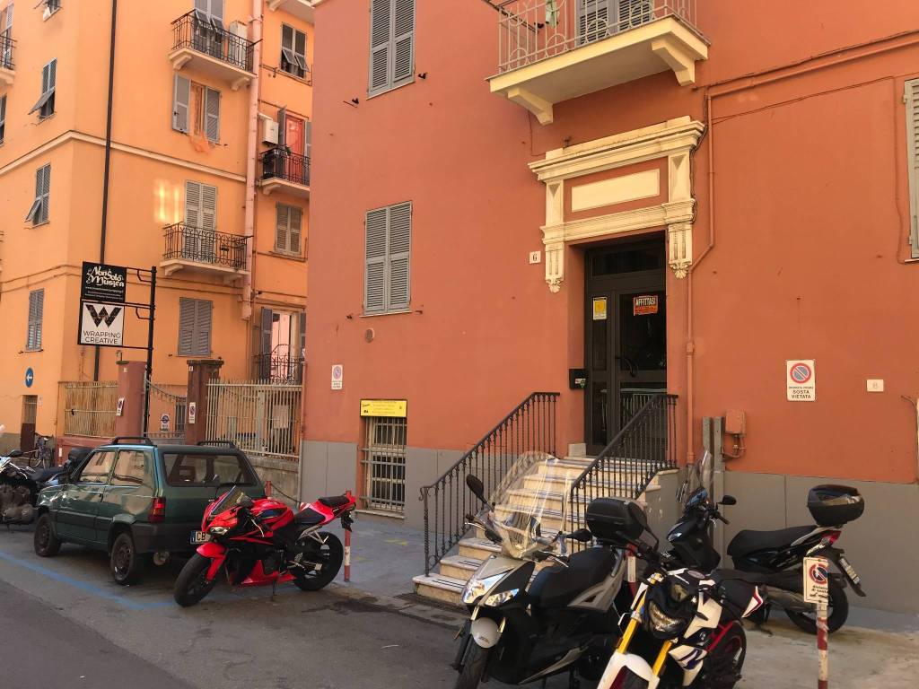 Appartamento a Genova in Via Marcello Staglieno - Foto 5