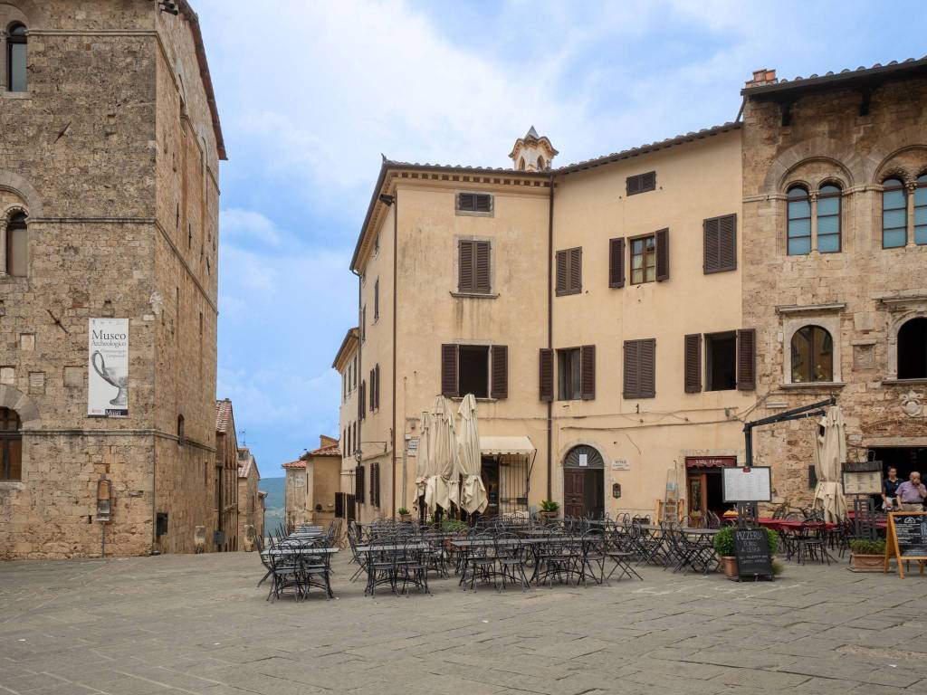 Appartamento a Massa marittima in Piazza Giuseppe Garibaldi - Foto 2