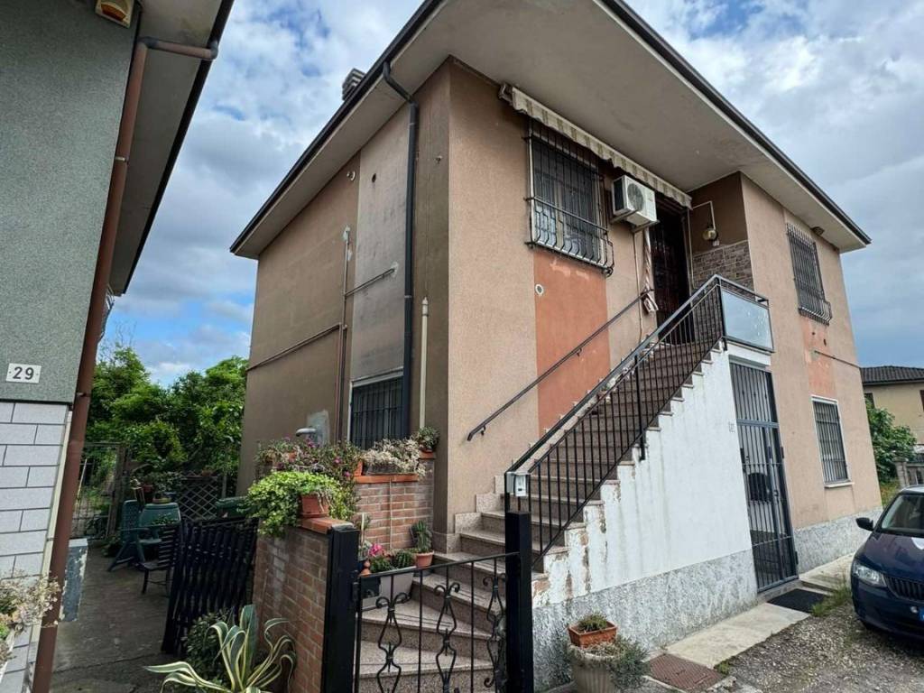 Villa a Torre beretti e castellaro in Via Stazione, 27 - Foto 2