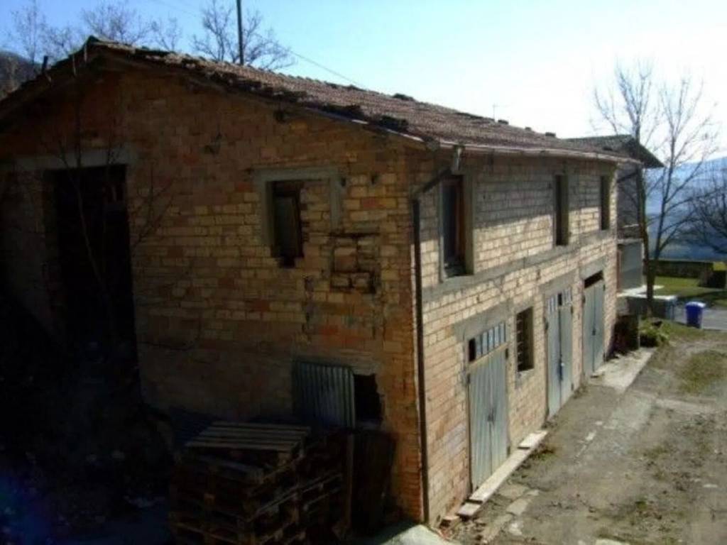 Appartamento a Carpineti in Via Castello Delle Carpinete - Foto 3