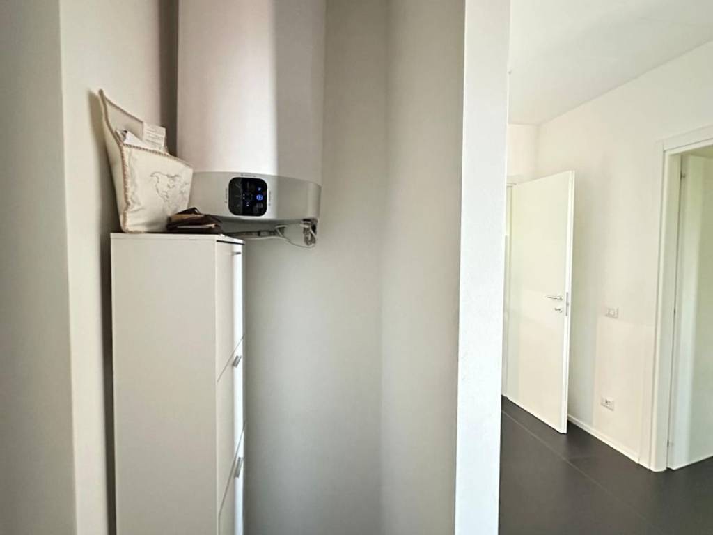 Appartamento a Gavirate in Via Giuseppe Verdi, 29 - Foto 5