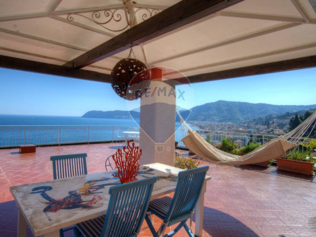 Appartamento a Alassio in strada romana santa croce, 29 - Foto 2