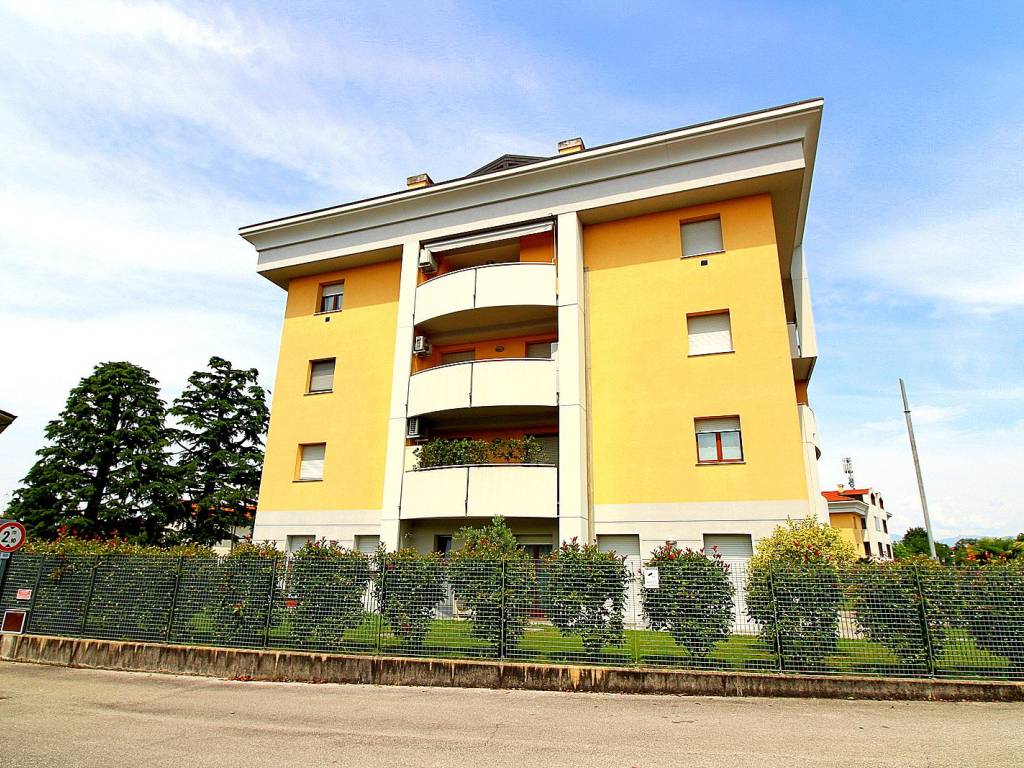 Appartamento a Udine in Via Monte Grappa - Foto 2