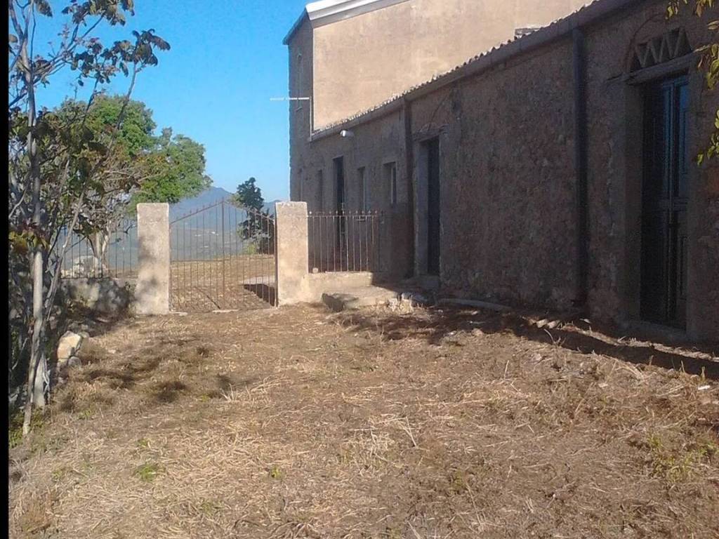 Villa a Nissoria in Contrada Piscinosi - Manca Di Ginestra S.N.C. - Foto 5