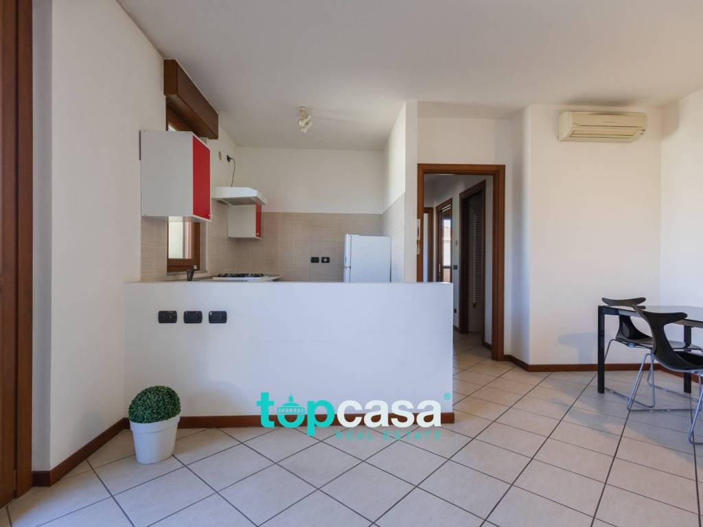 Appartamento a Busto arsizio in Via Potenza, 2 - Foto 3