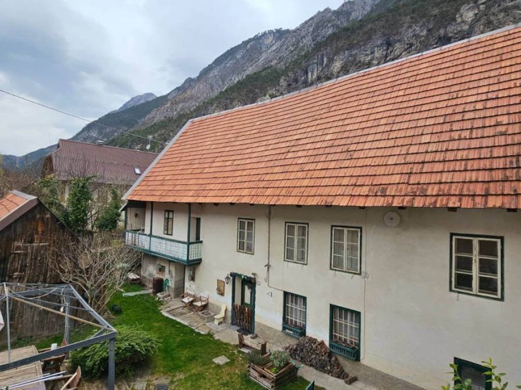 Appartamento a Pontebba in Frazione Laglesie San Leopoldo - Foto 2