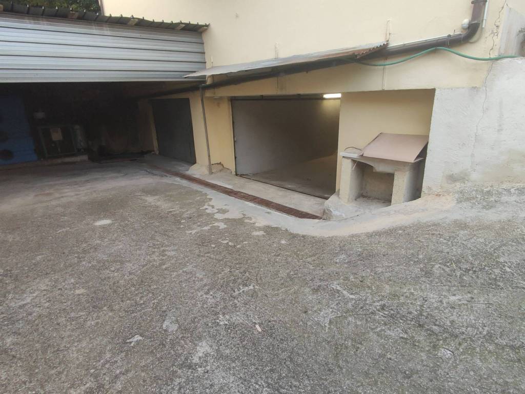 Box / garage a Pescara in Via Legnago, 23 - Foto 2