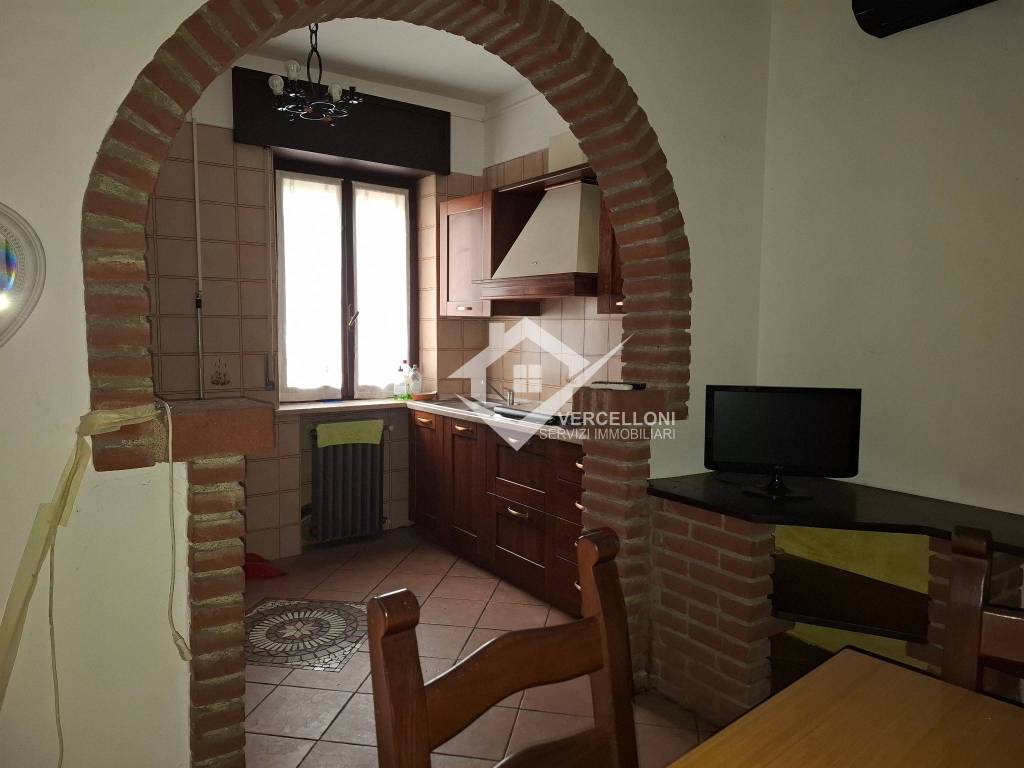 Villetta a schiera a Cameri in Via Giosuè Carducci - Foto 4