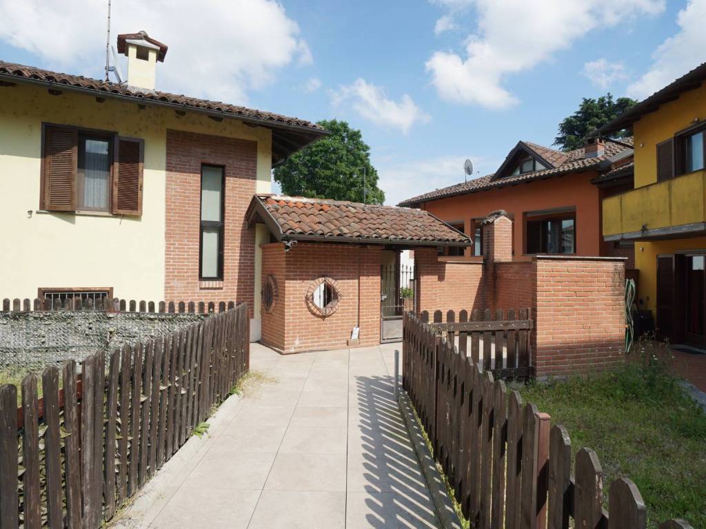 Appartamento a Gravellona lomellina in Via 20 Settembre - Foto 2