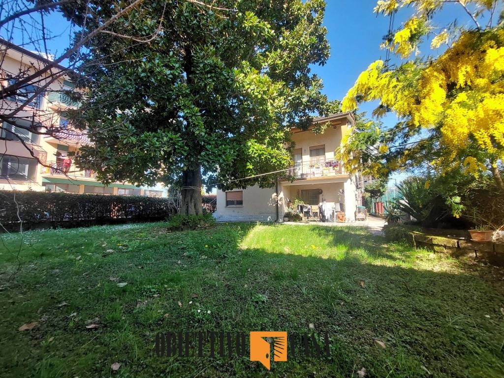 Villa a Ronchi dei legionari in Via Gabriele D'Annunzio, 127 - Foto 5