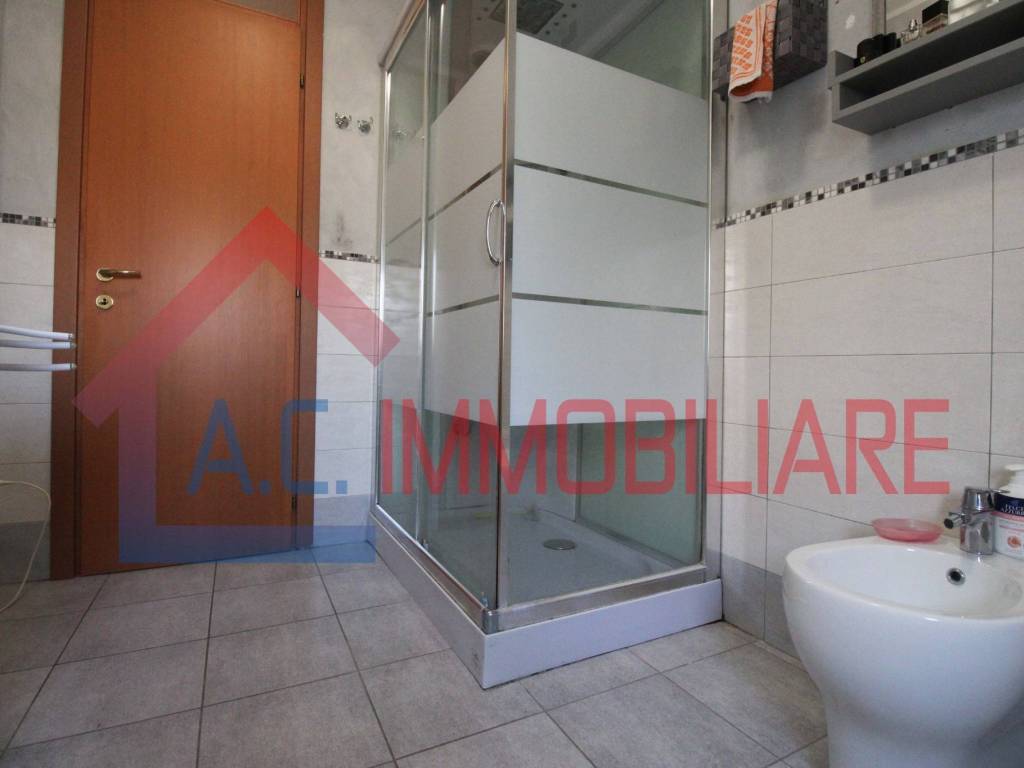 Appartamento a Cardano al campo in Via per Castelnovate, 3 - Foto 5