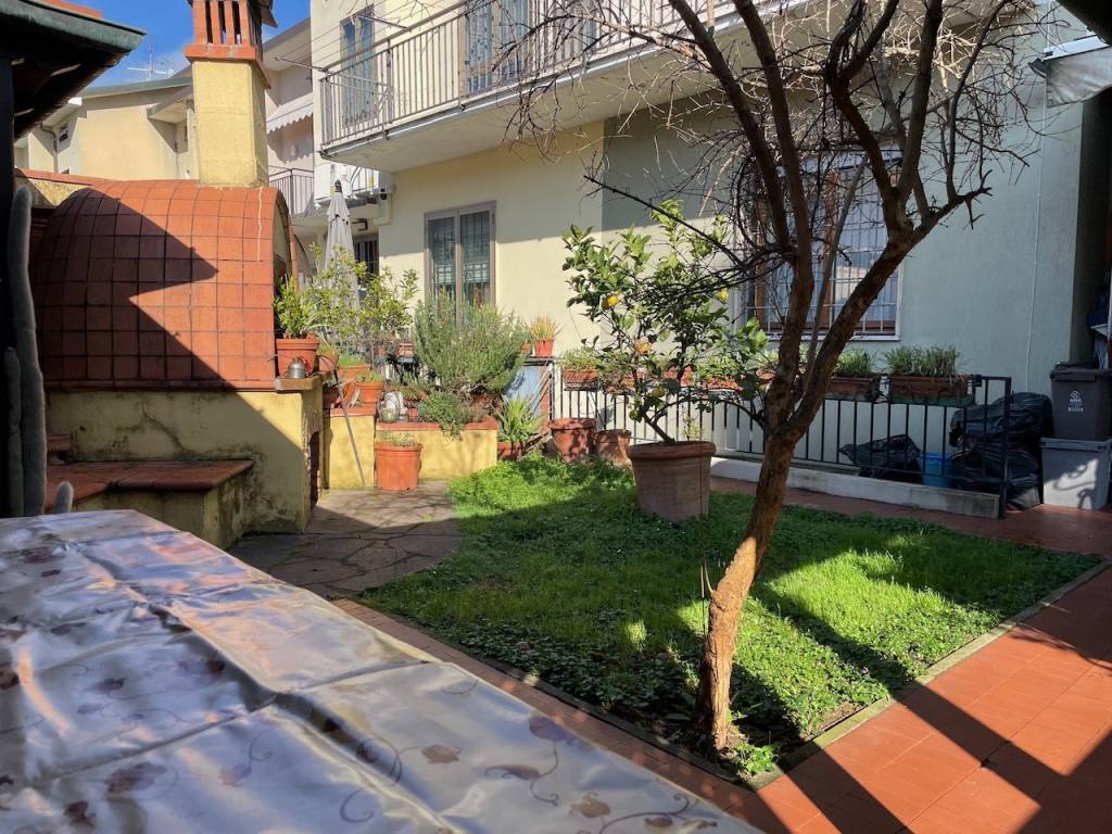 Casa indipendente a Prato in Via Ortigara - Foto 3