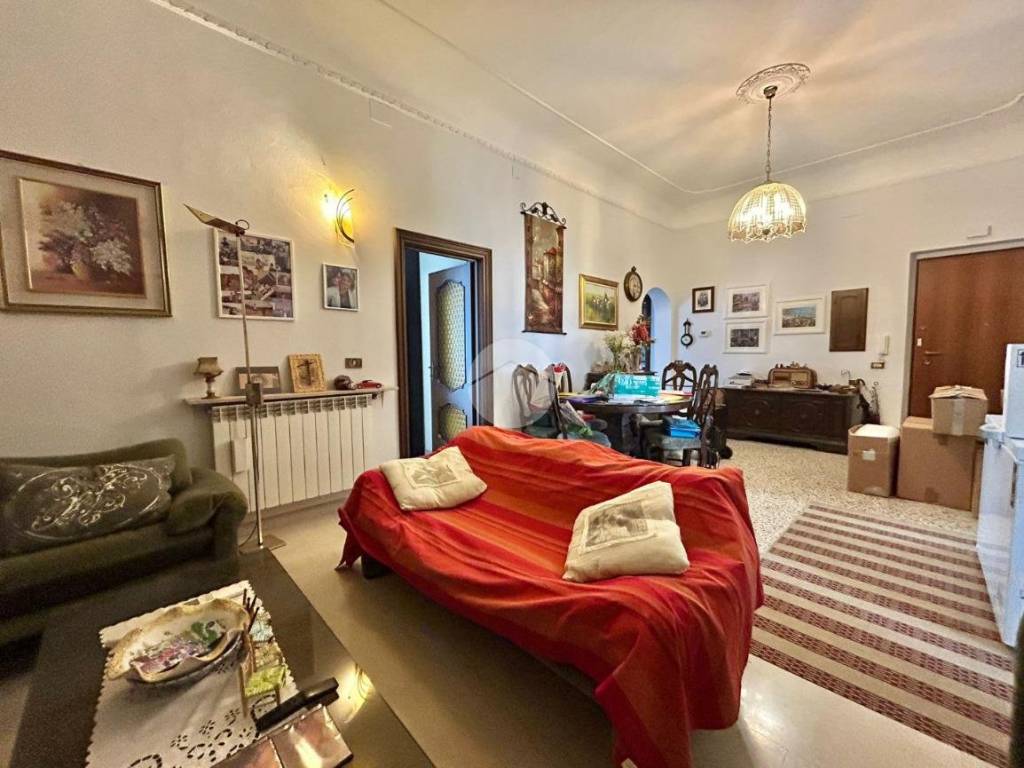 Appartamento a Savona in Via Bartolomeo Guidobono, 11 - Foto 2