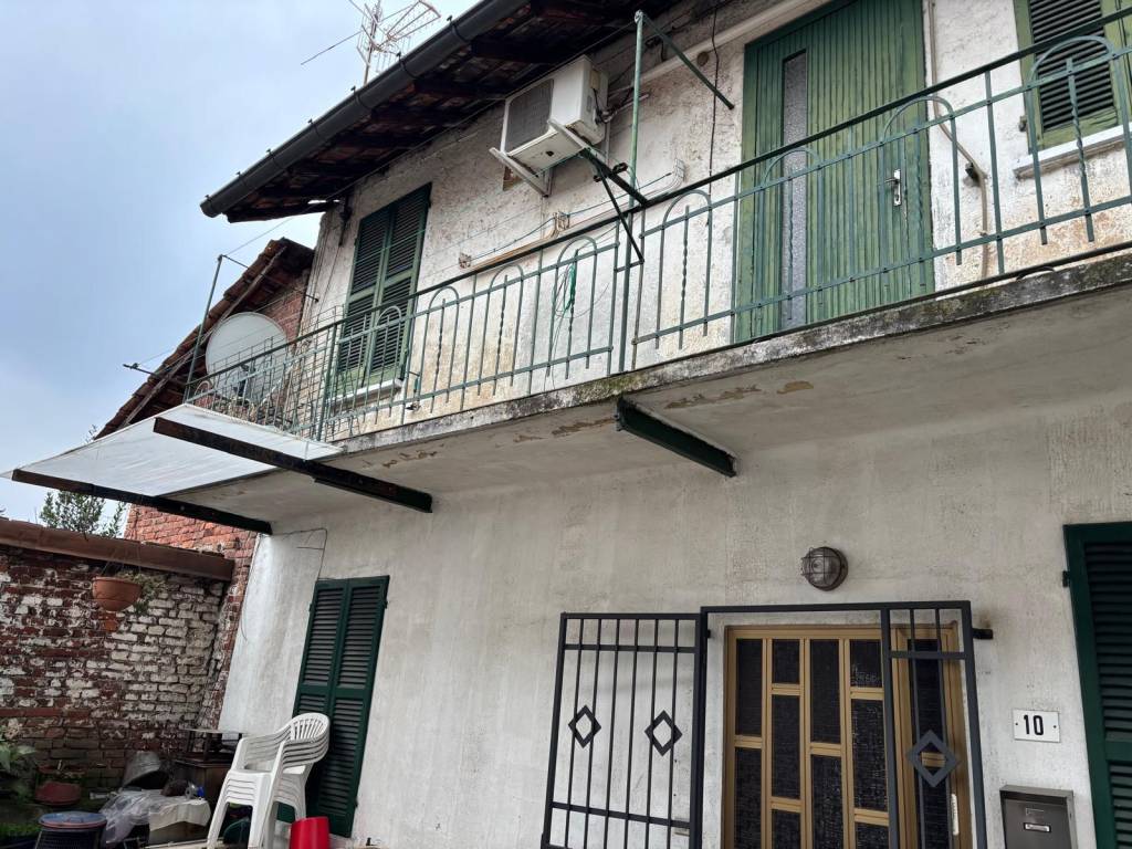 Casa indipendente a Jerago con orago in Via Giuseppe Mazzini - Foto 2