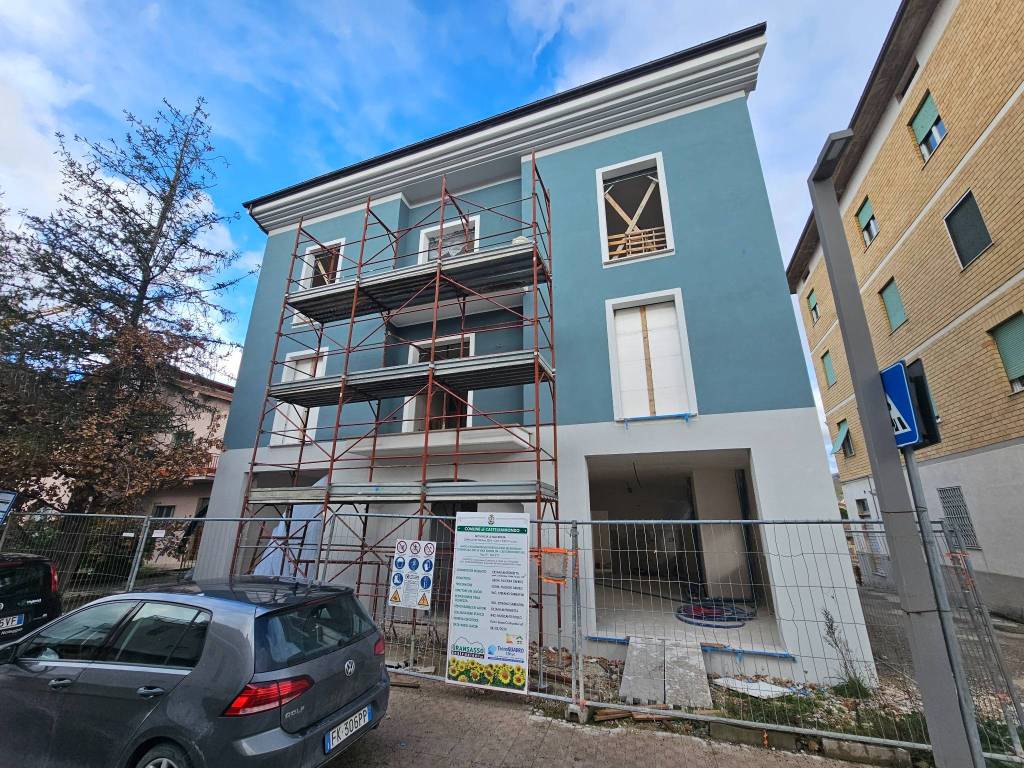 Immobile a Castelraimondo in Viale Europa, 124 - Foto 2