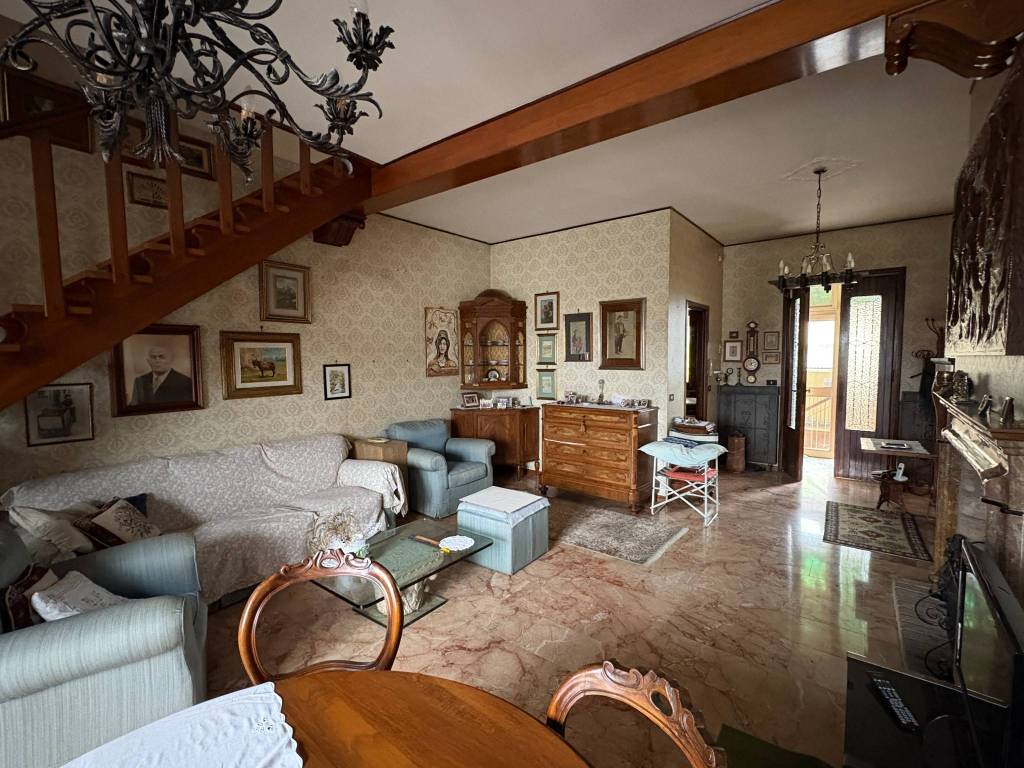 Casa indipendente a Calendasco in Via Giuseppe Verdi - Foto 4