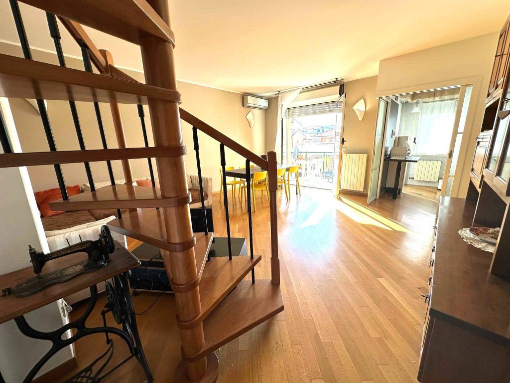 Appartamento a Albenga in Via Nino Bixio - Foto 2