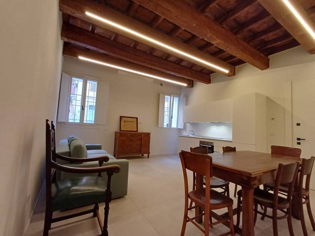 Appartamento a Ferrara in Via Francesco del Cossa - Foto 2