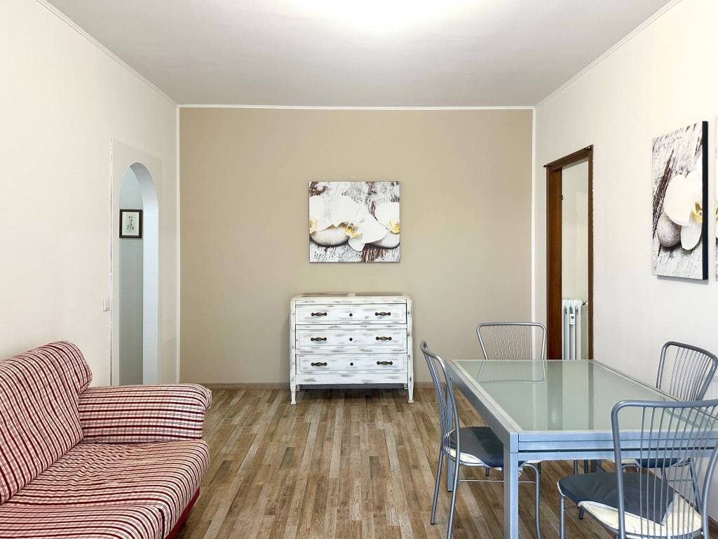 Appartamento a Arona in Via Piave, 1 - Foto 2