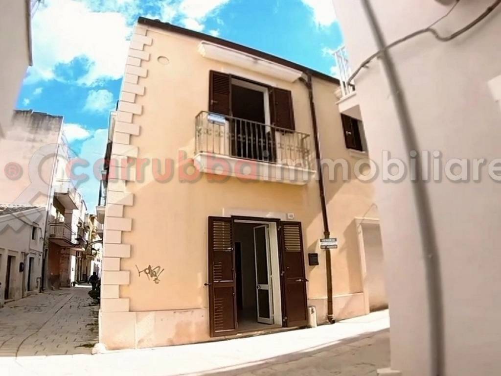 Casa indipendente a Scicli in Via Giovanna Moncada, 39 - Foto 2