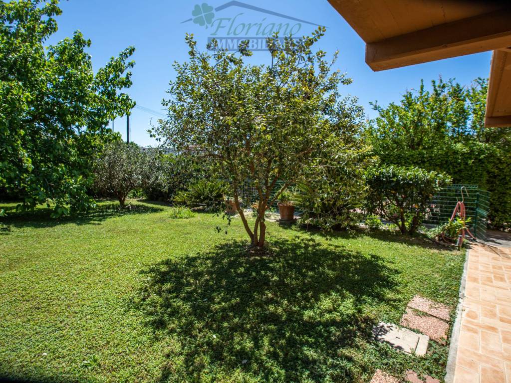 Appartamento a Montalto di castro in Via dei Salici - Foto 2
