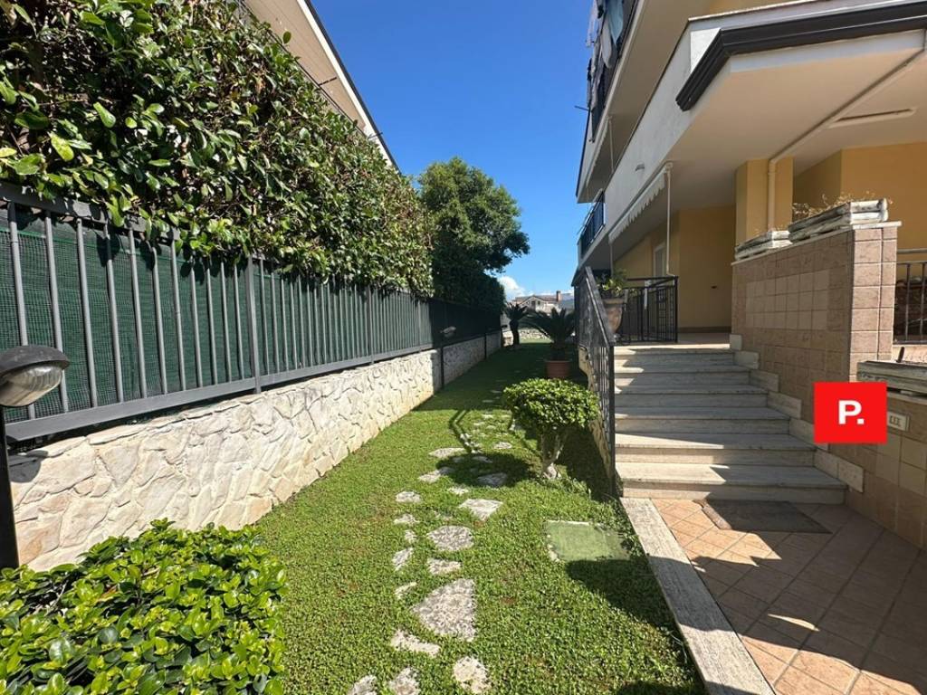 Villa a Santa maria capua vetere in Vicolo Primo Francesco Maria Pratilli, 51 - Foto 2