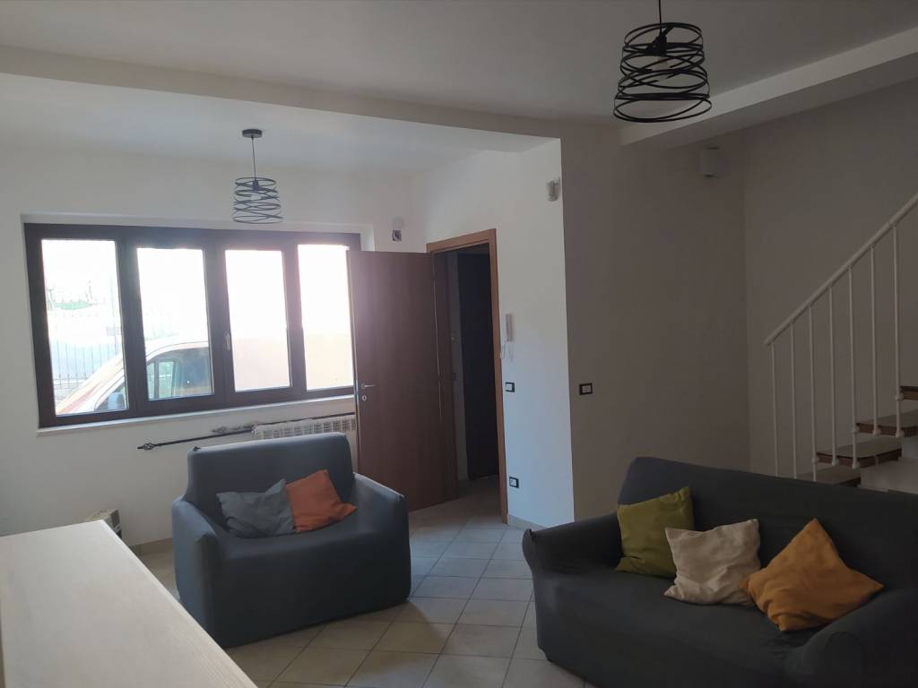 Casa indipendente a L'aquila in Via Centrale - Foto 5