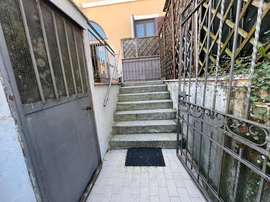 Appartamento a Landriano in Piazza Giuseppe Garibaldi, 2 - Foto 2