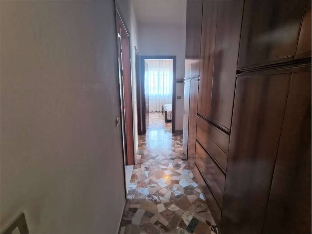 Appartamento a Meda in VIA LAGUNA , 9 - Foto 4