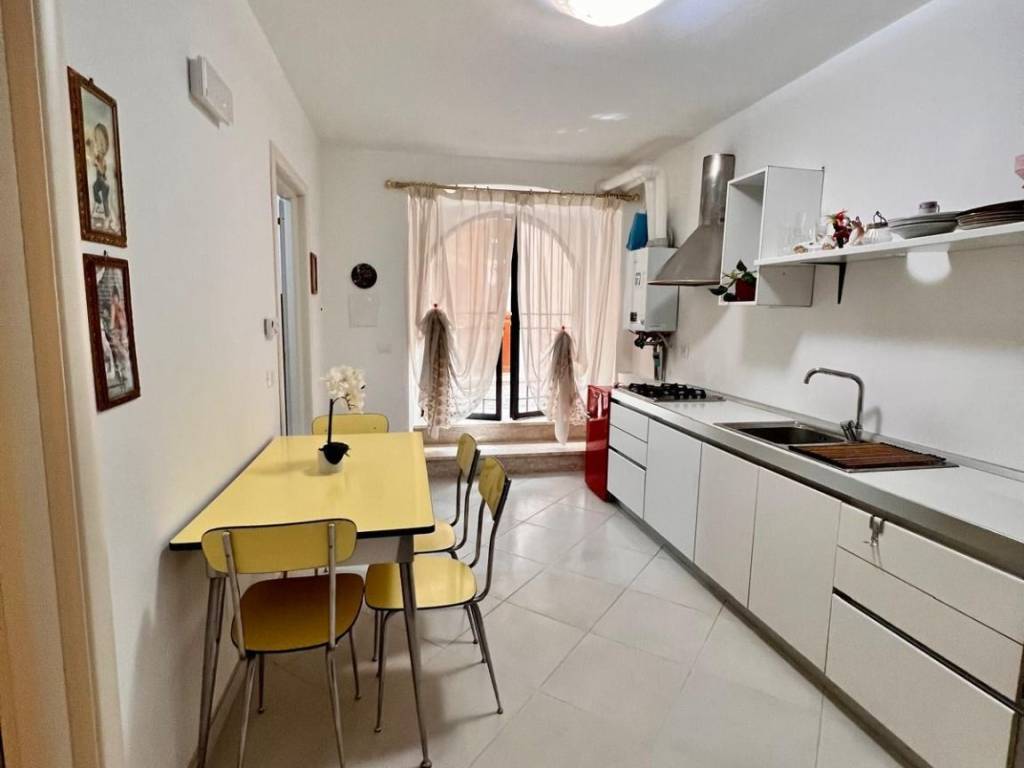 Appartamento a L'aquila in Via del Papavero - Foto 2