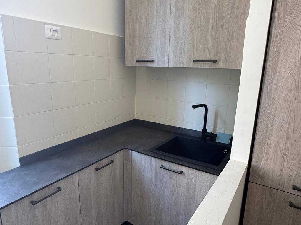 Appartamento a Parma in Via Stanislao Solari, 11 - Foto 2