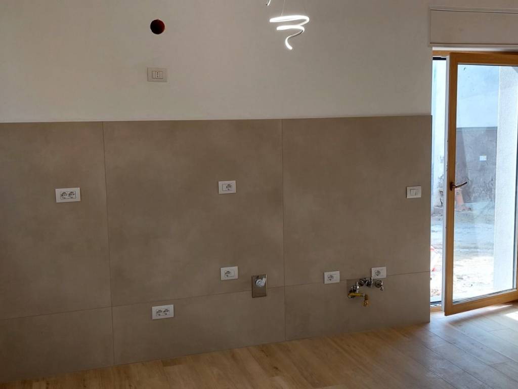 Appartamento a Usmate velate in Via Miramonti - Foto 3