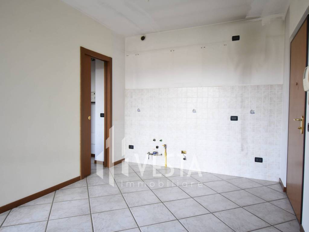 Appartamento a Airuno in Via Sandro Pertini - Foto 5