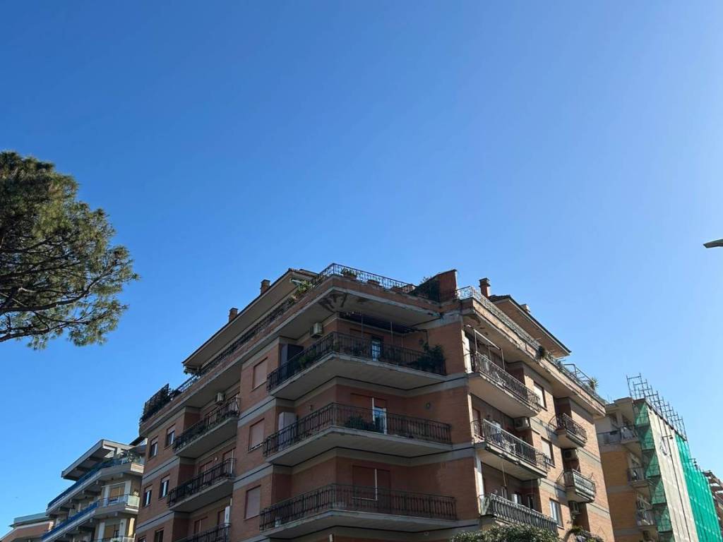 Appartamento a Roma in Via Poggio di Venaco - Foto 2