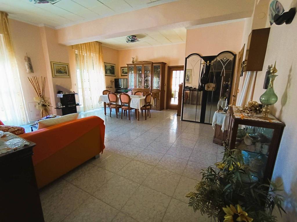 Appartamento a Foggia in Viale Cristoforo Colombo, 76 - Foto 3