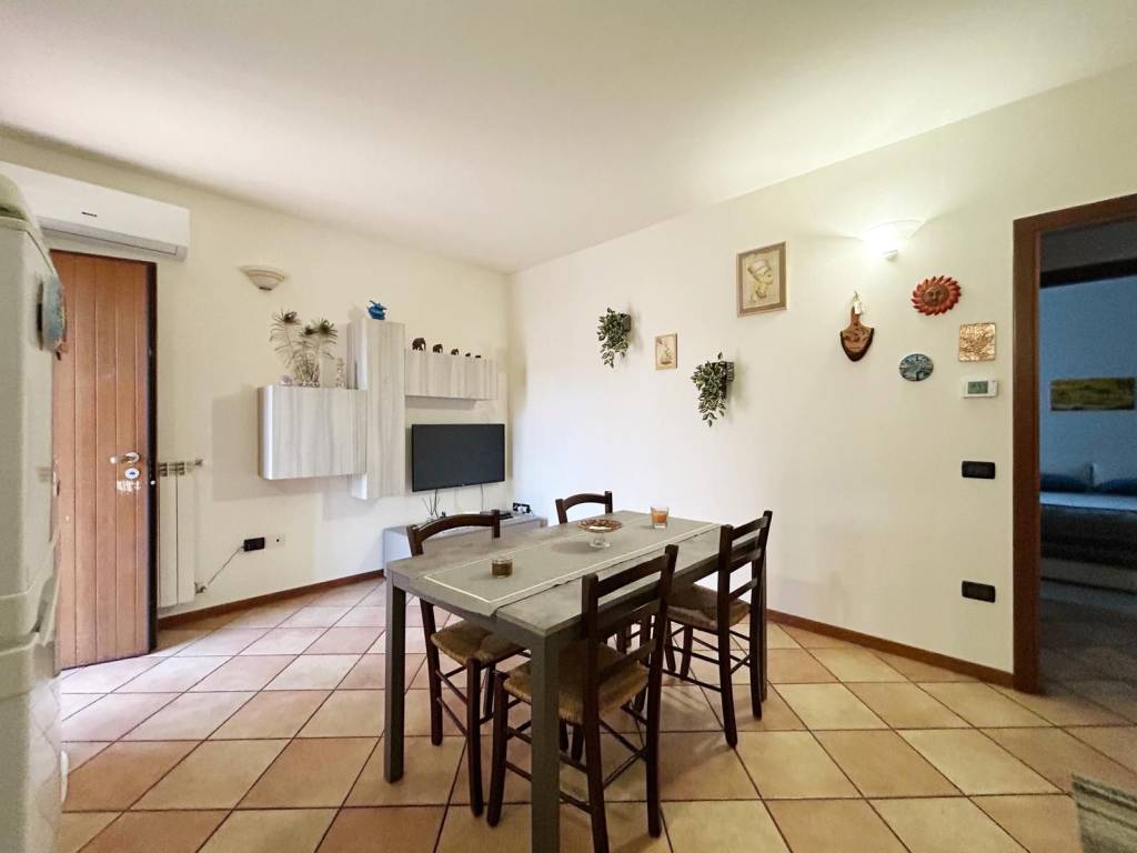 Appartamento a Castiglione delle stiviere in Via Piazza Callisto - Foto 4
