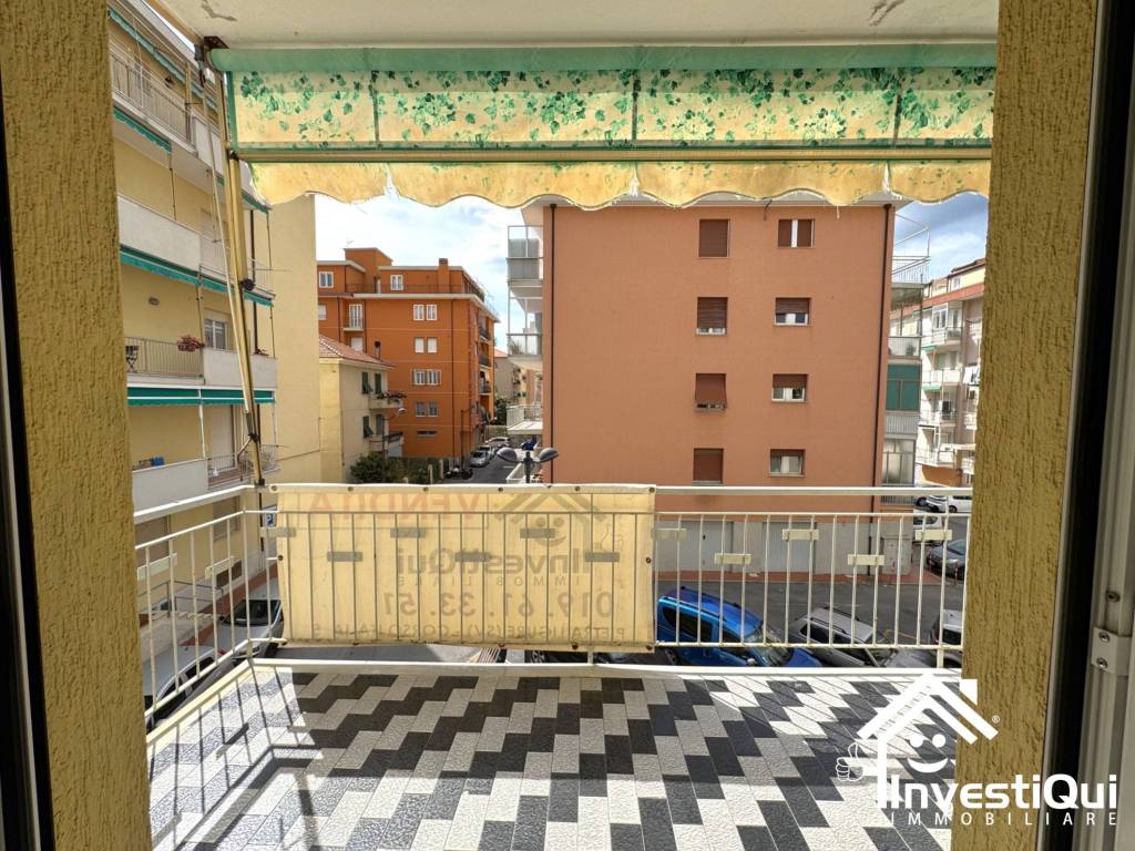 Appartamento a Pietra ligure in Via Genova, 25 - Foto 2