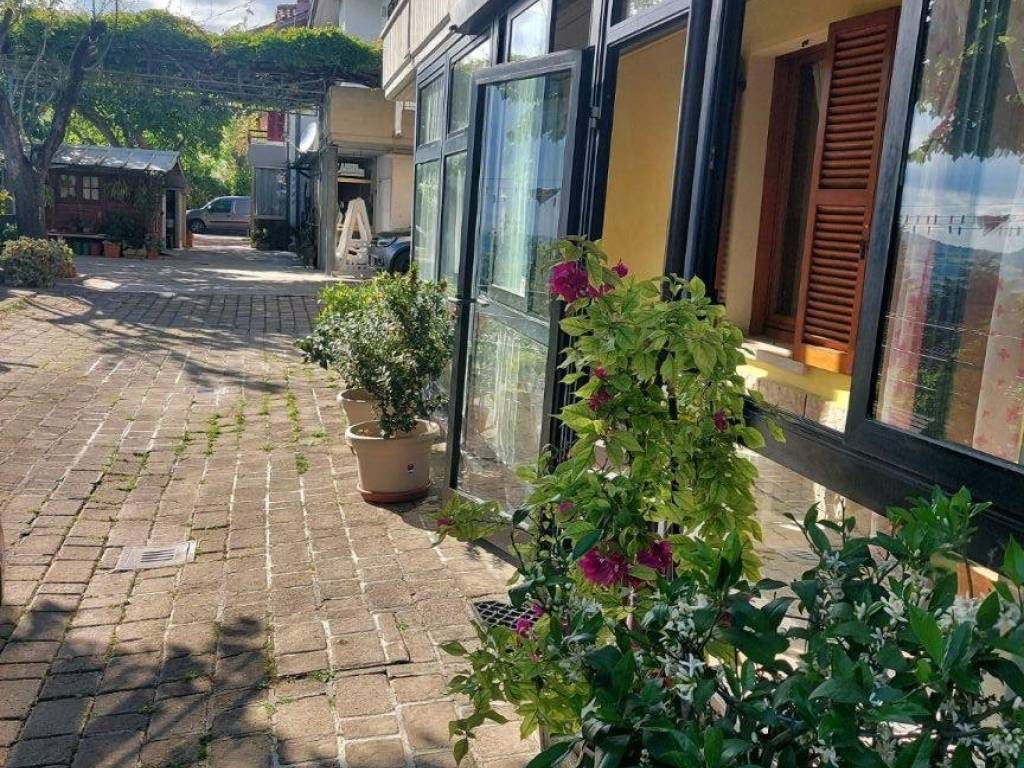 Villa a Vallefoglia in Via Belvedere - Foto 2