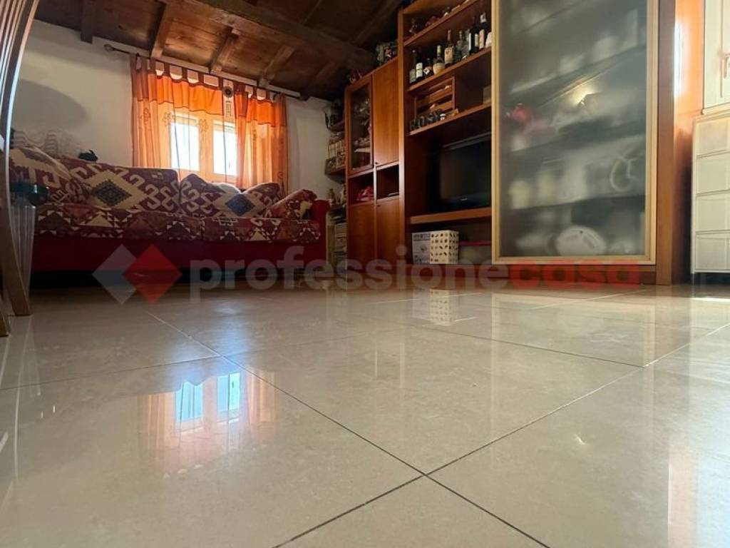 Appartamento a Livorno in Via Giuseppe Garibaldi - Foto 2