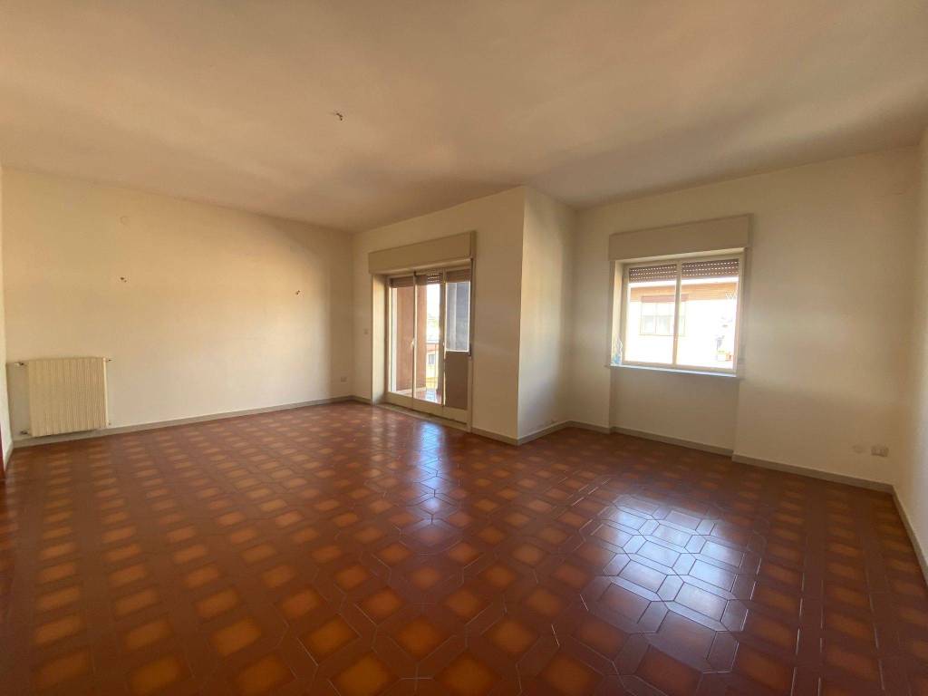 Appartamento a Casagiove in Piazza Luigi Vanvitelli - Foto 4