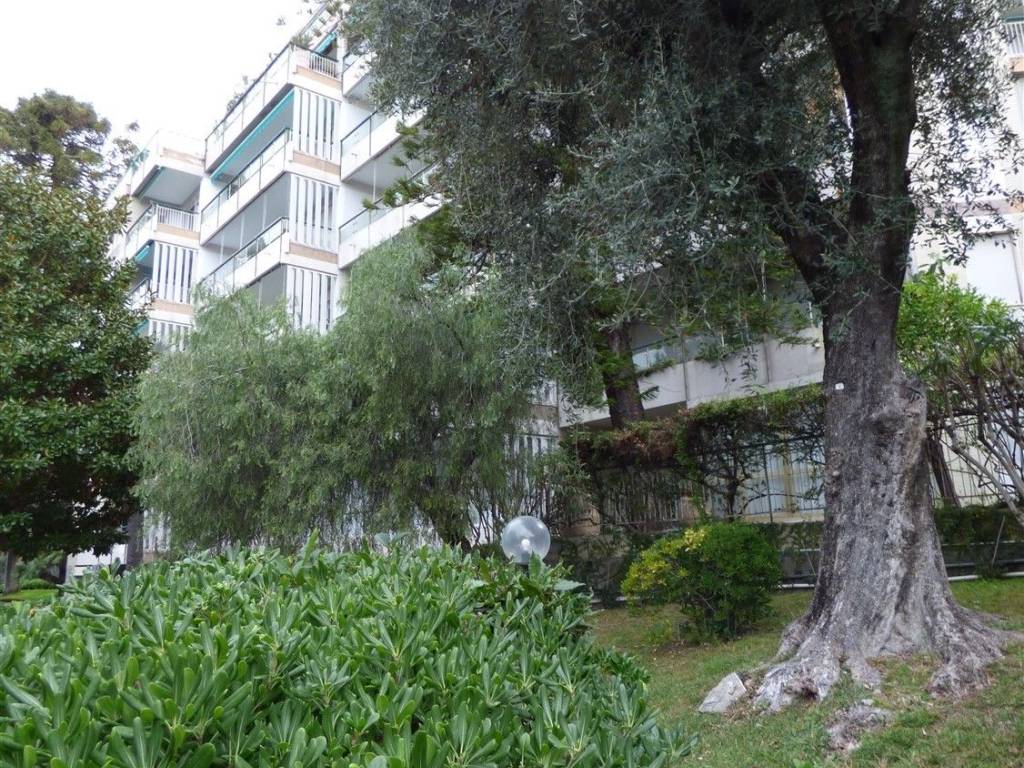 Appartamento a Sanremo in Via Magnolie - Foto 2