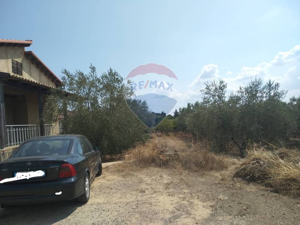 Villa a Caltagirone in VIA MODICA DI MANFREDI, 53 - Foto 2